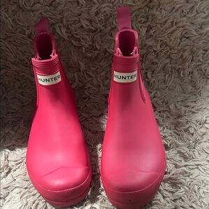Hunter Women's Vibrant Pink Rain Boots
